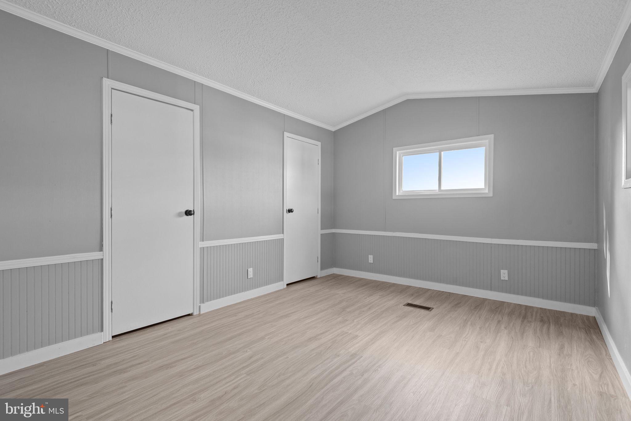 LINCOLN ESTATES - Residential