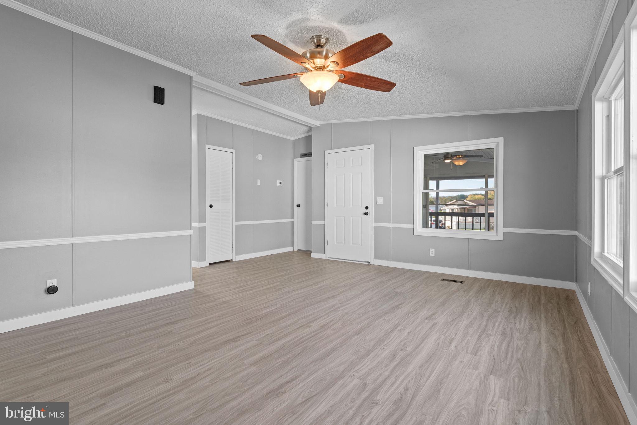 LINCOLN ESTATES - Residential