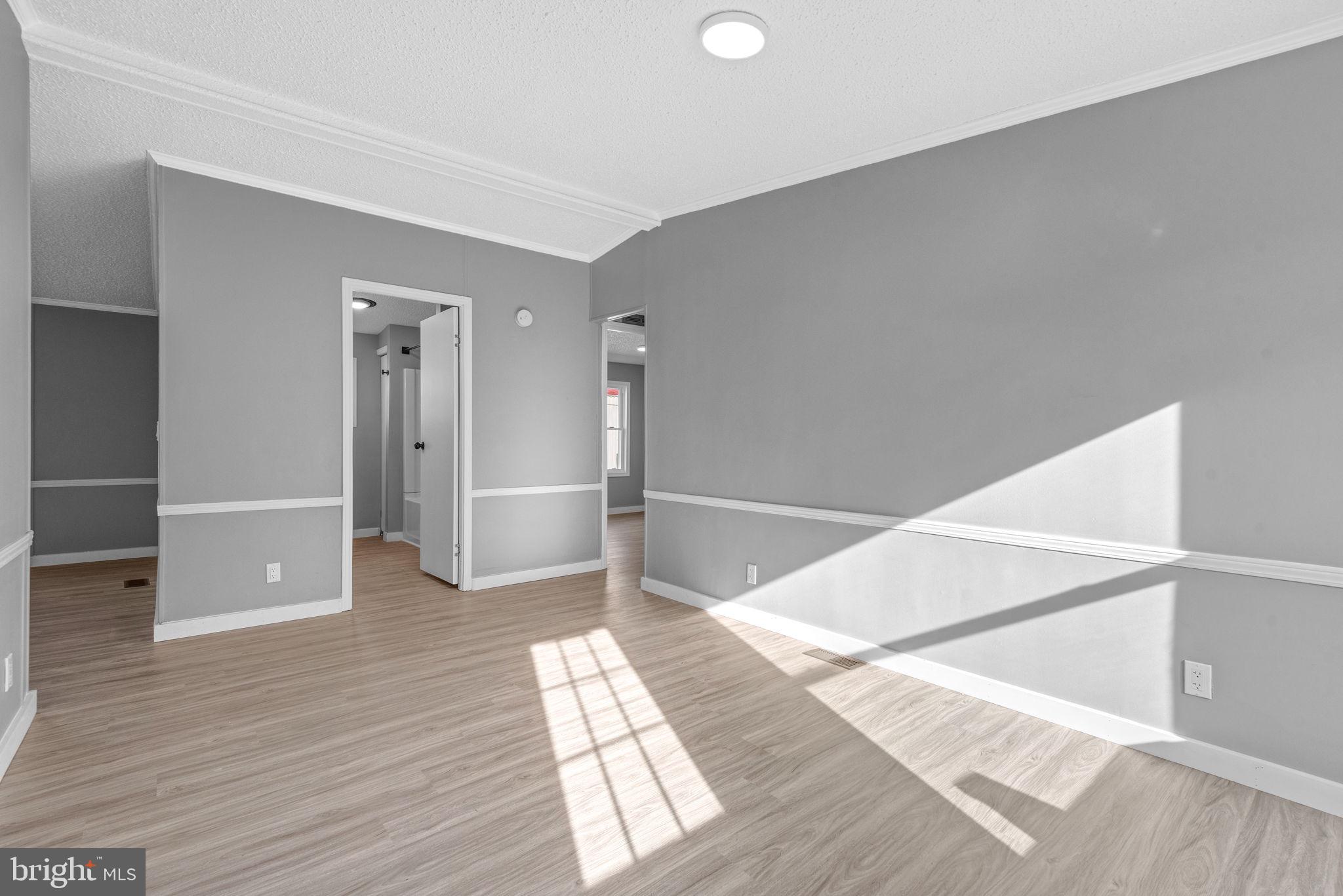 LINCOLN ESTATES - Residential