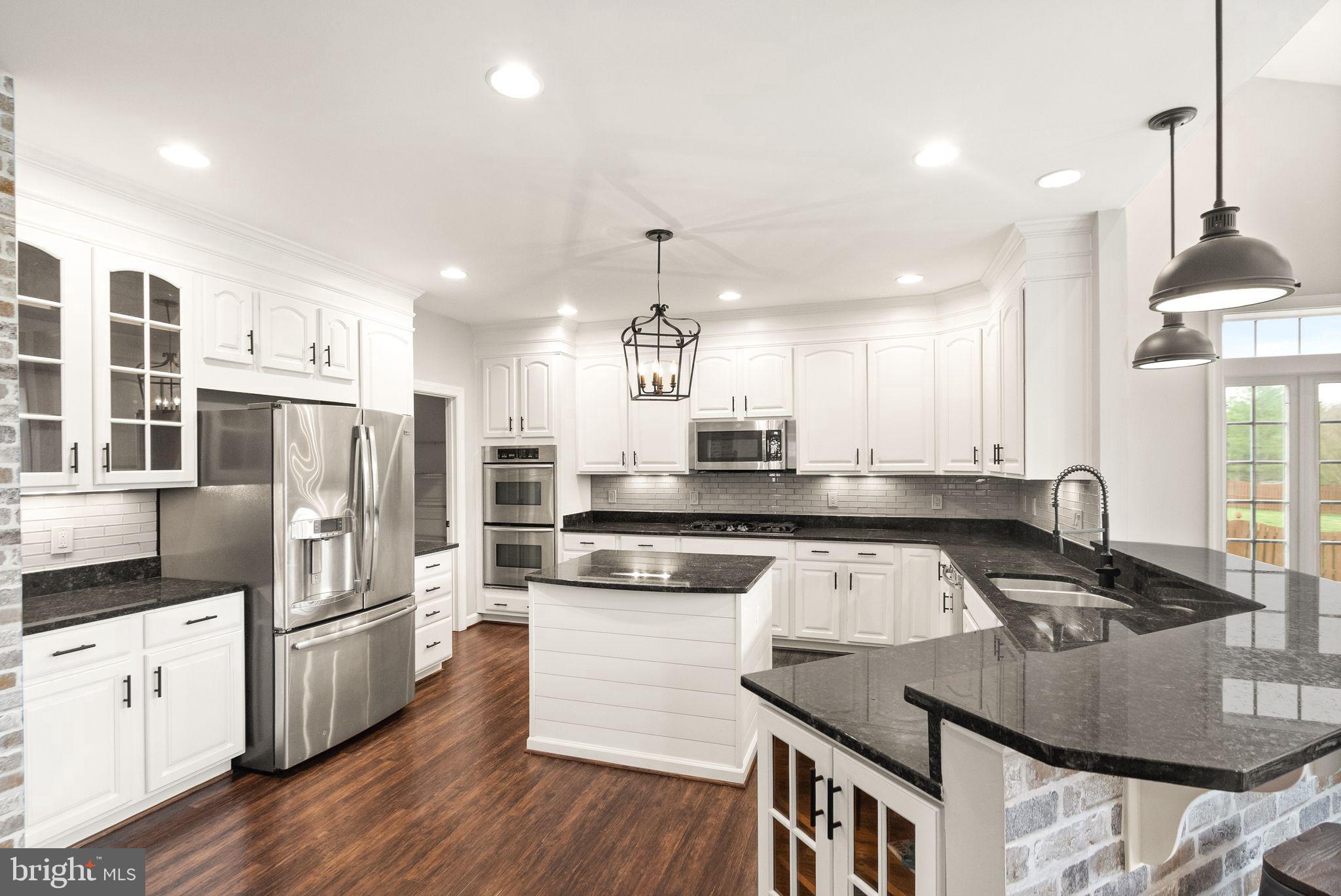 CEDAR HUNT - Residential