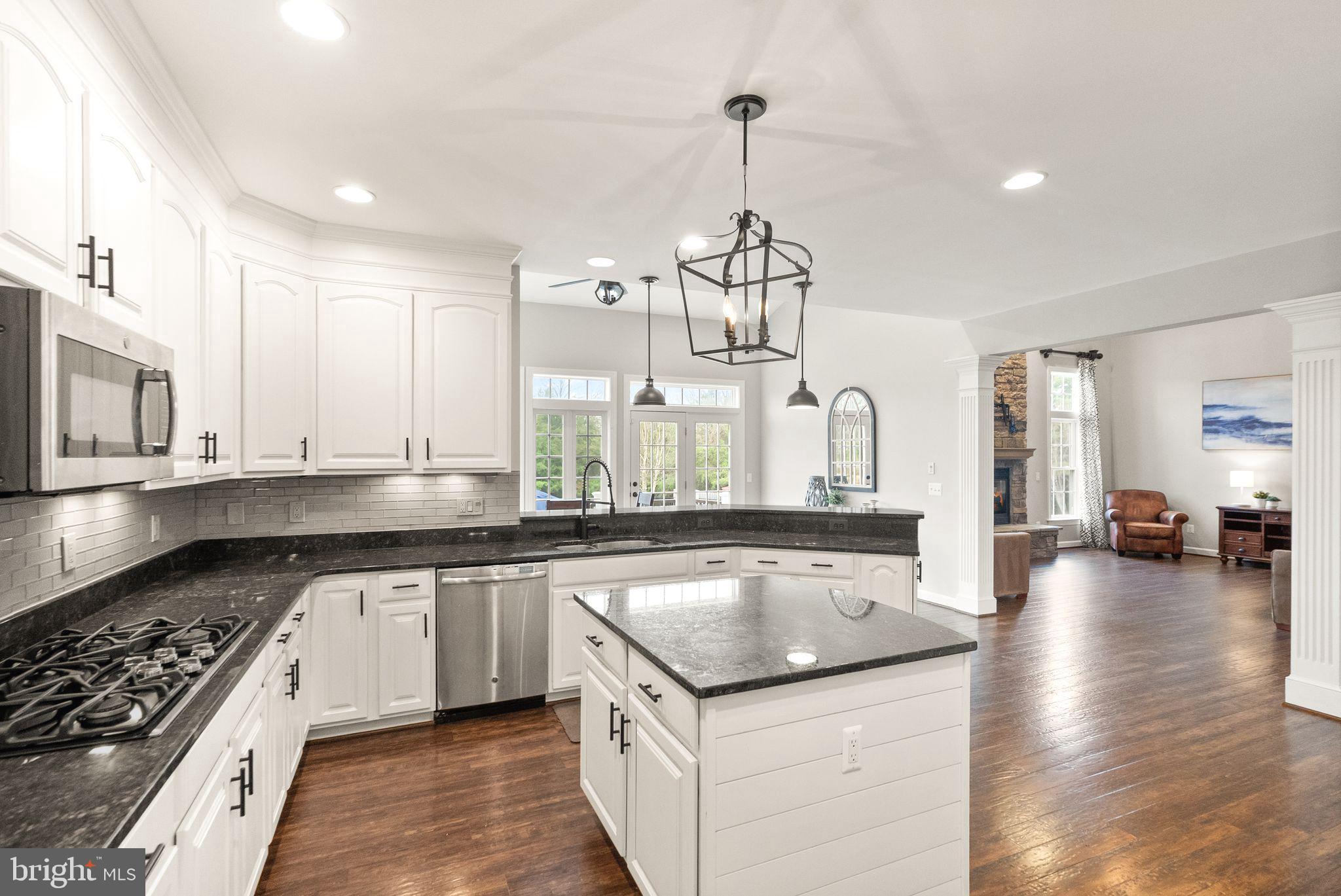 CEDAR HUNT - Residential