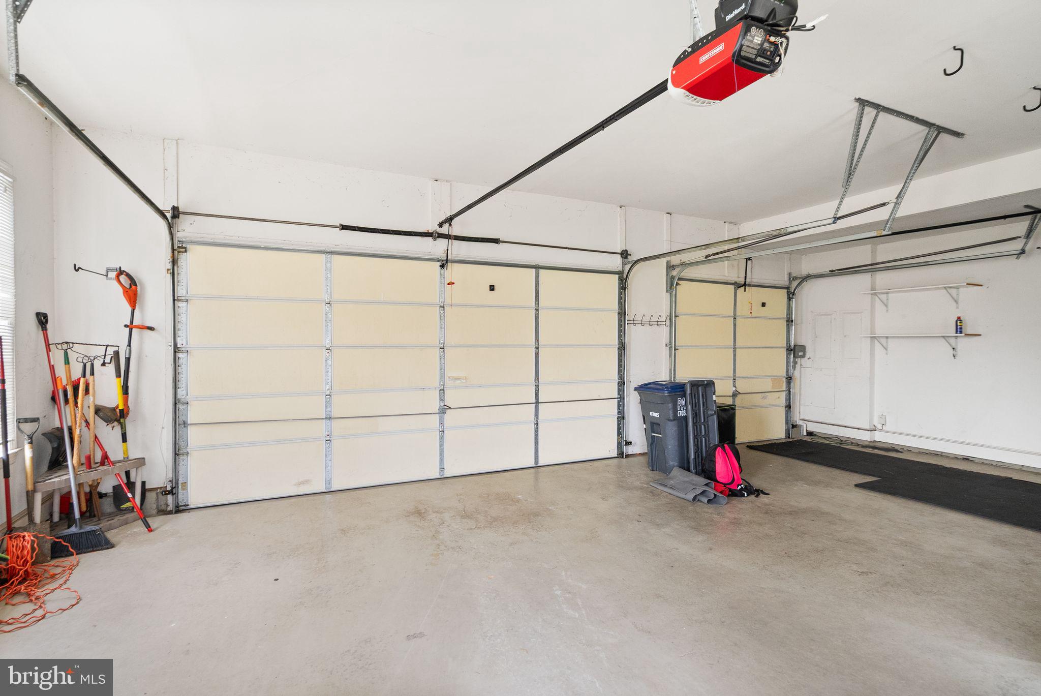 CEDAR HUNT - Residential