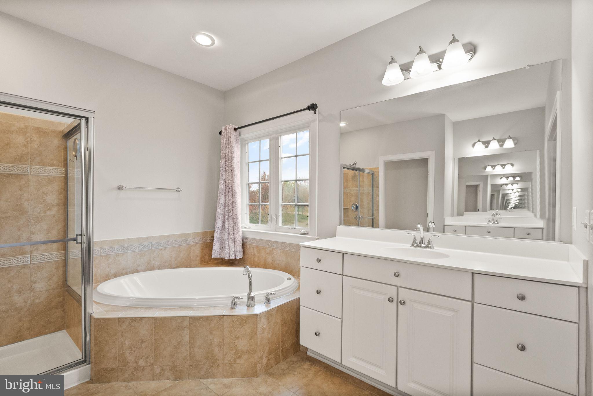 CEDAR HUNT - Residential