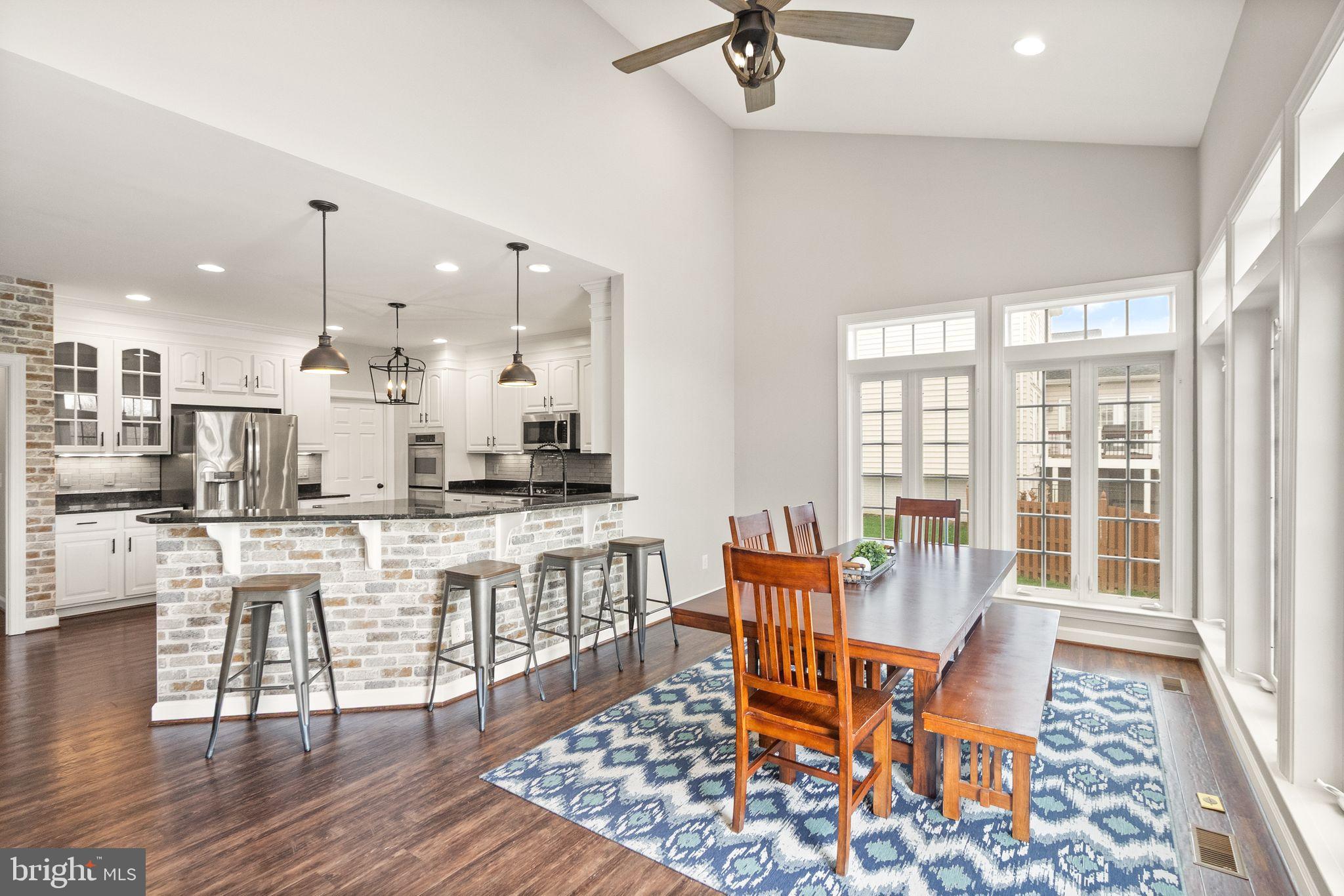 CEDAR HUNT - Residential