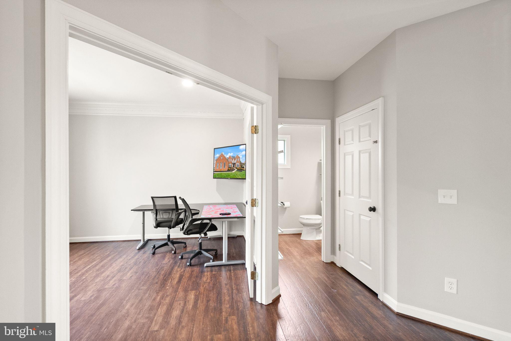 CEDAR HUNT - Residential