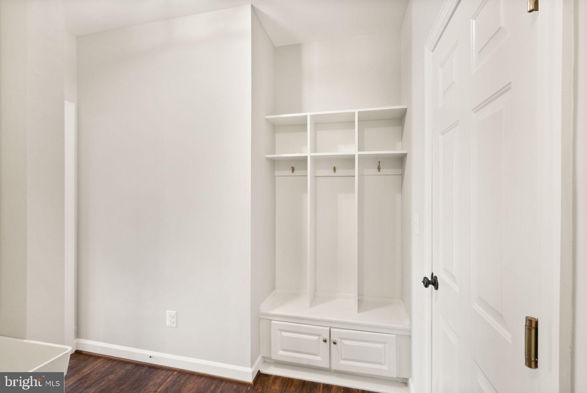 CEDAR HUNT - Residential