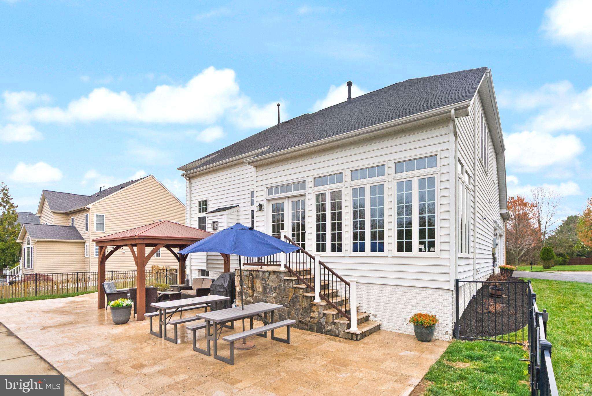 CEDAR HUNT - Residential