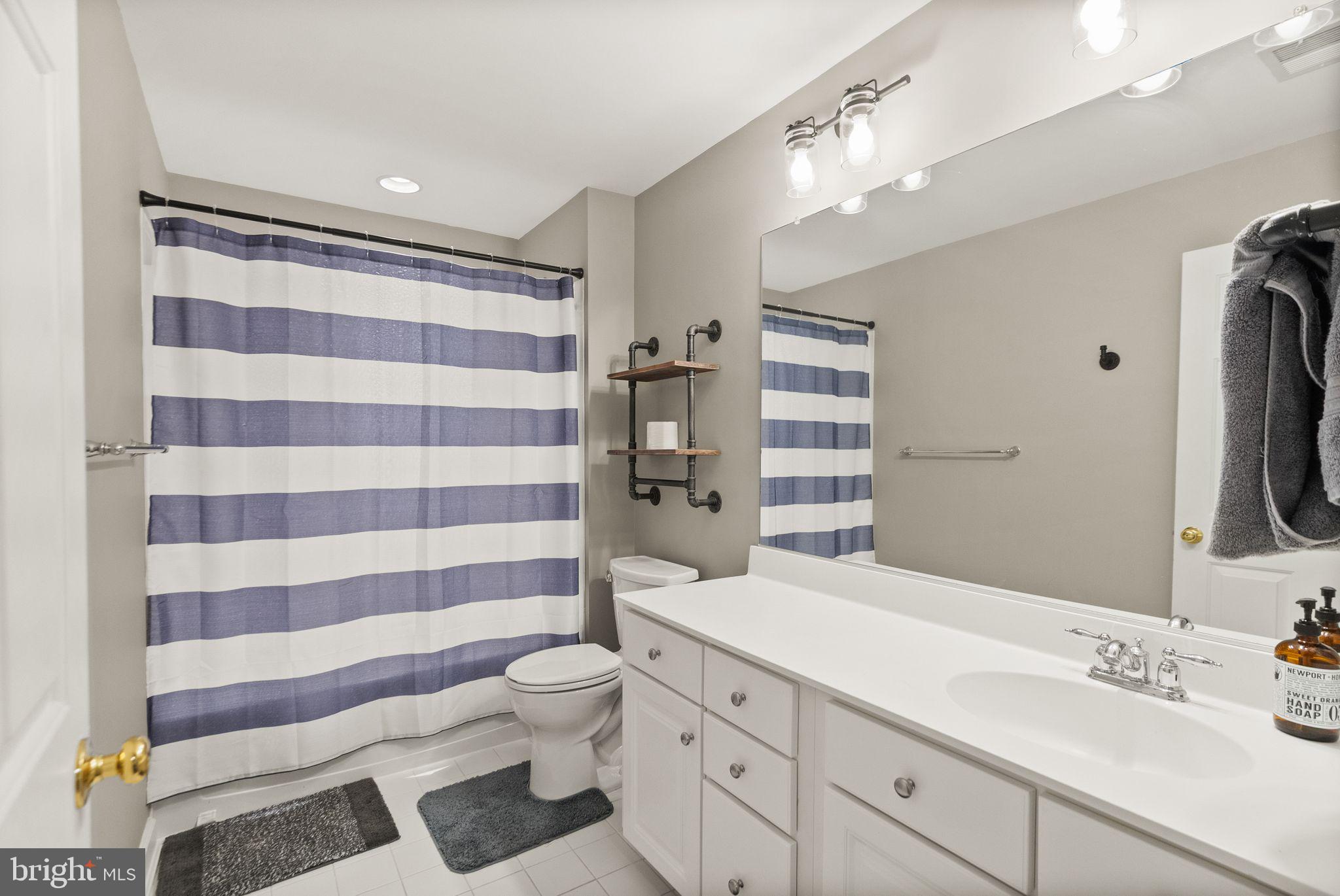 CEDAR HUNT - Residential