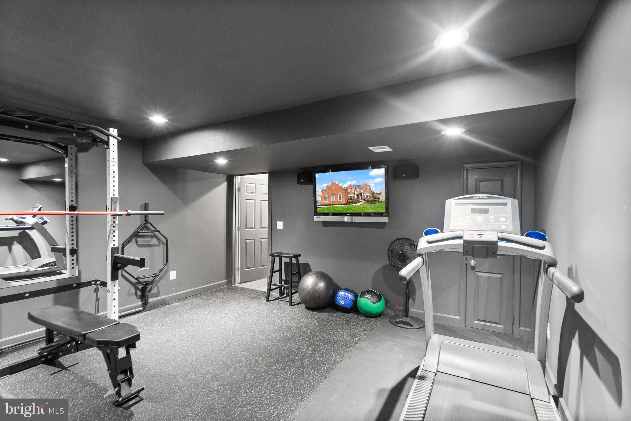 CEDAR HUNT - Residential