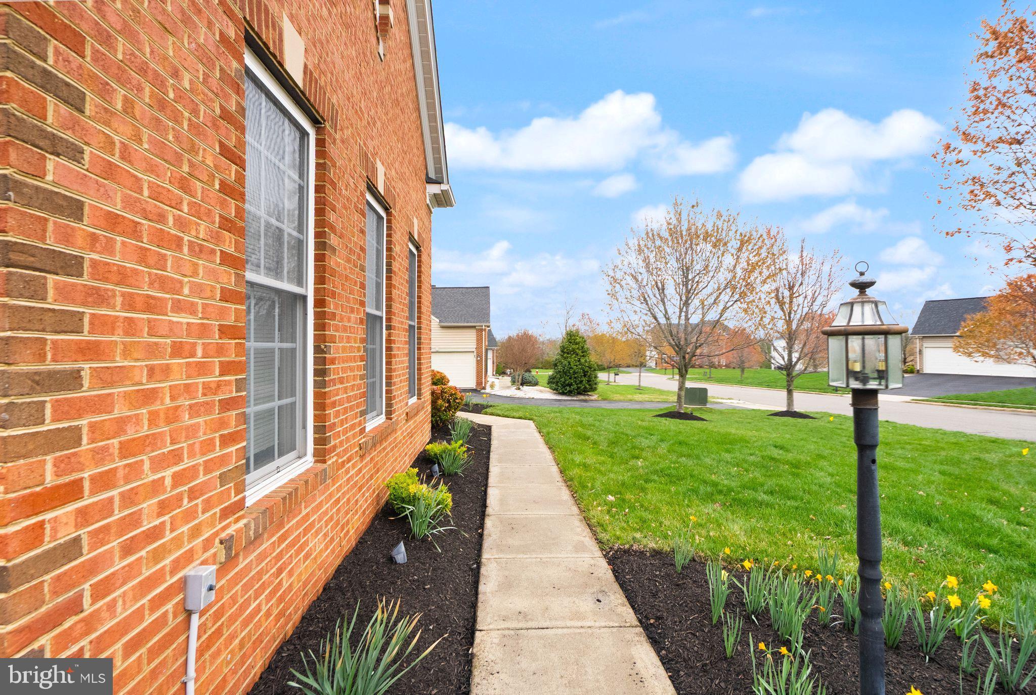 CEDAR HUNT - Residential