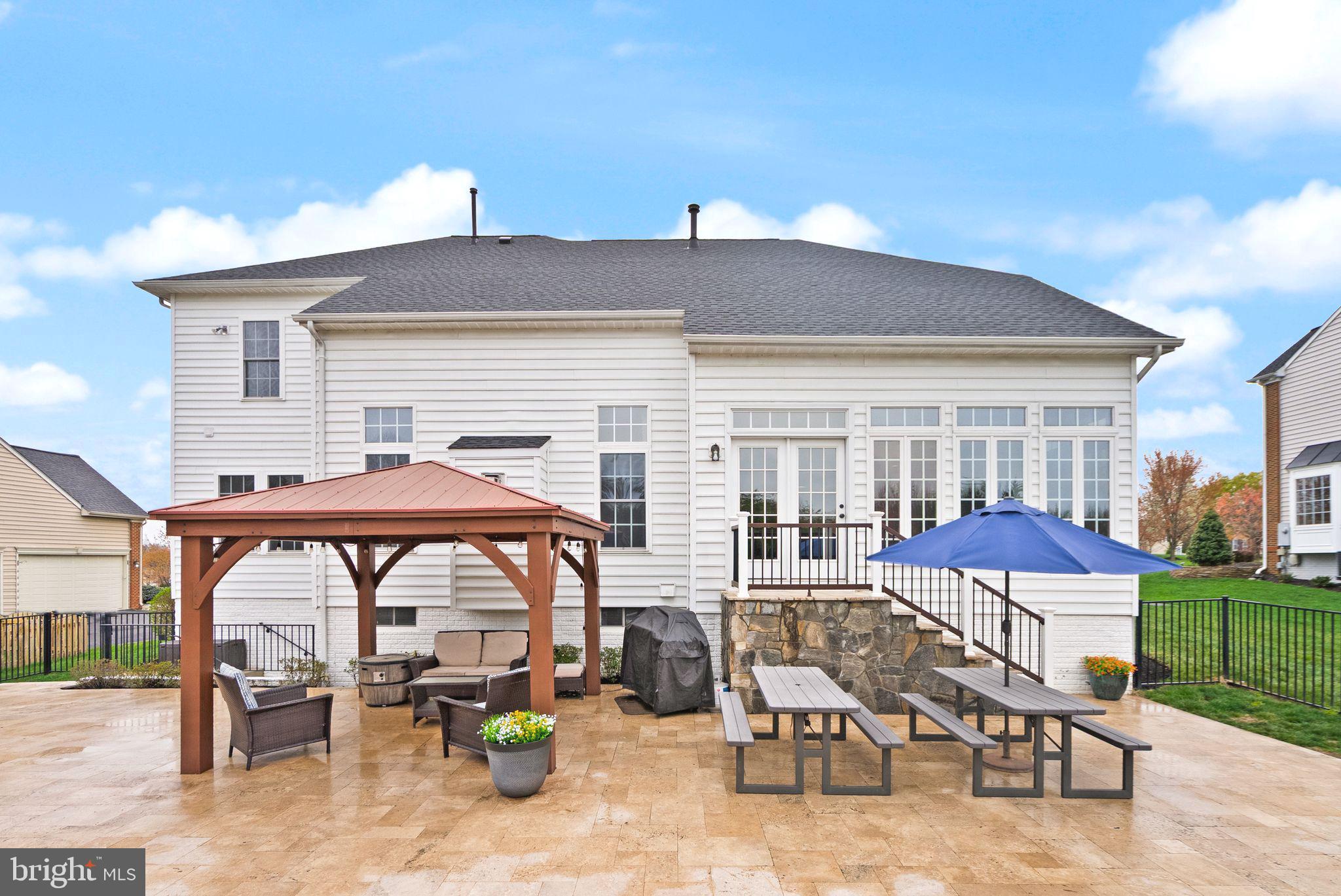 CEDAR HUNT - Residential