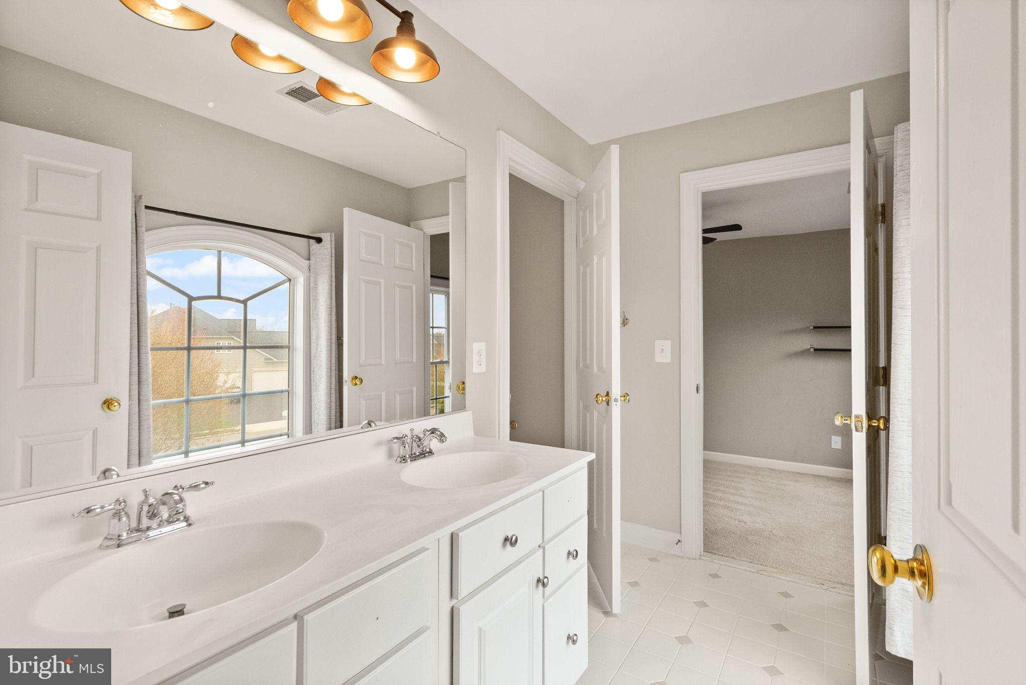 CEDAR HUNT - Residential