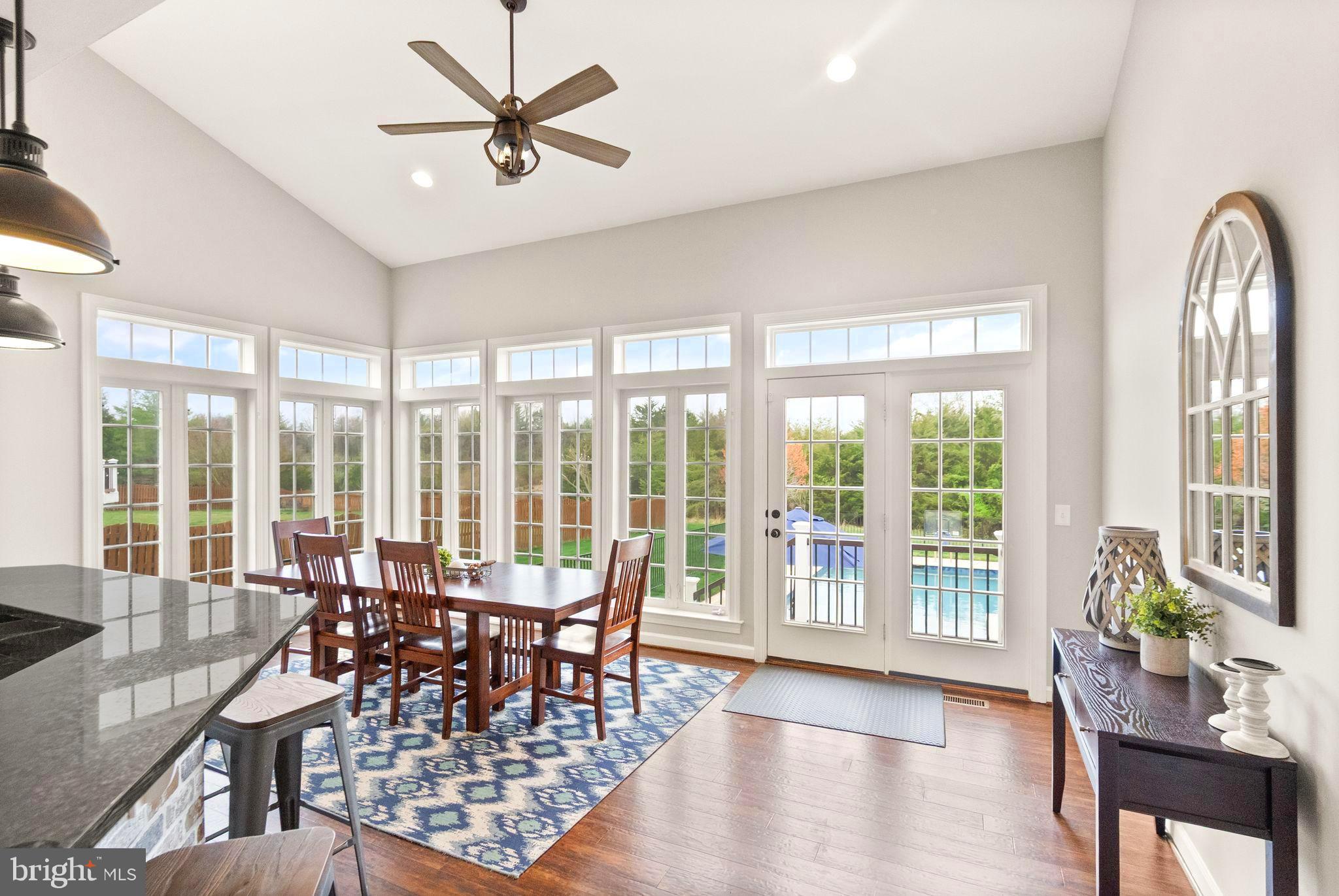 CEDAR HUNT - Residential