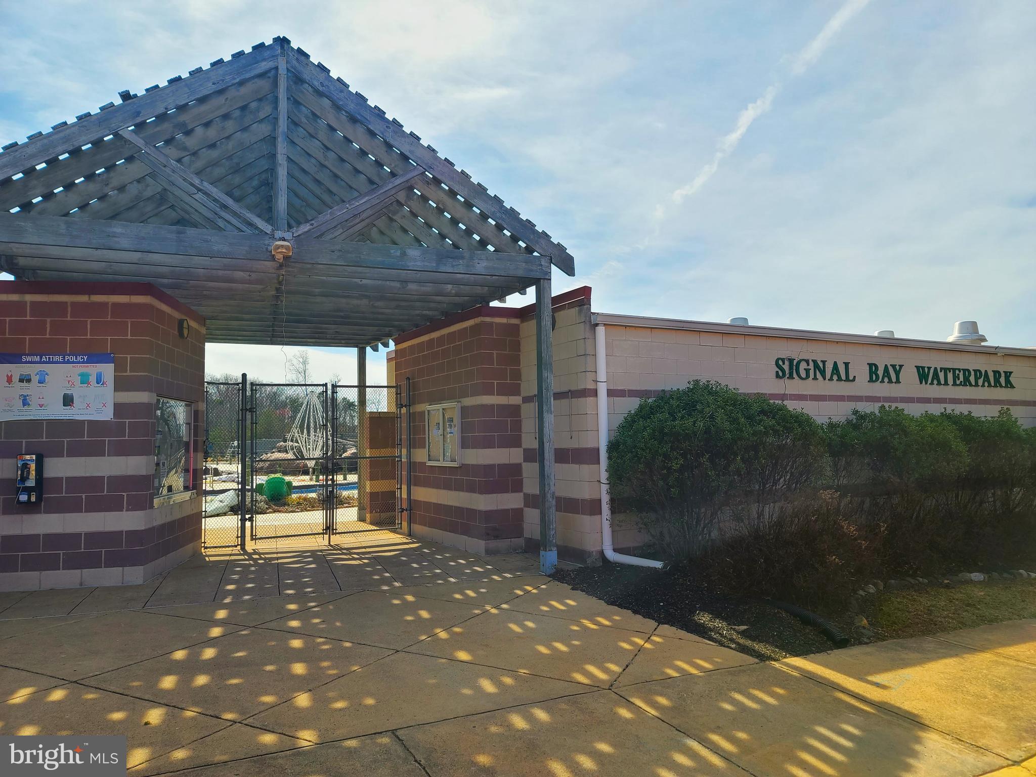 BLOOMS CROSSING SEC B PH - Residential