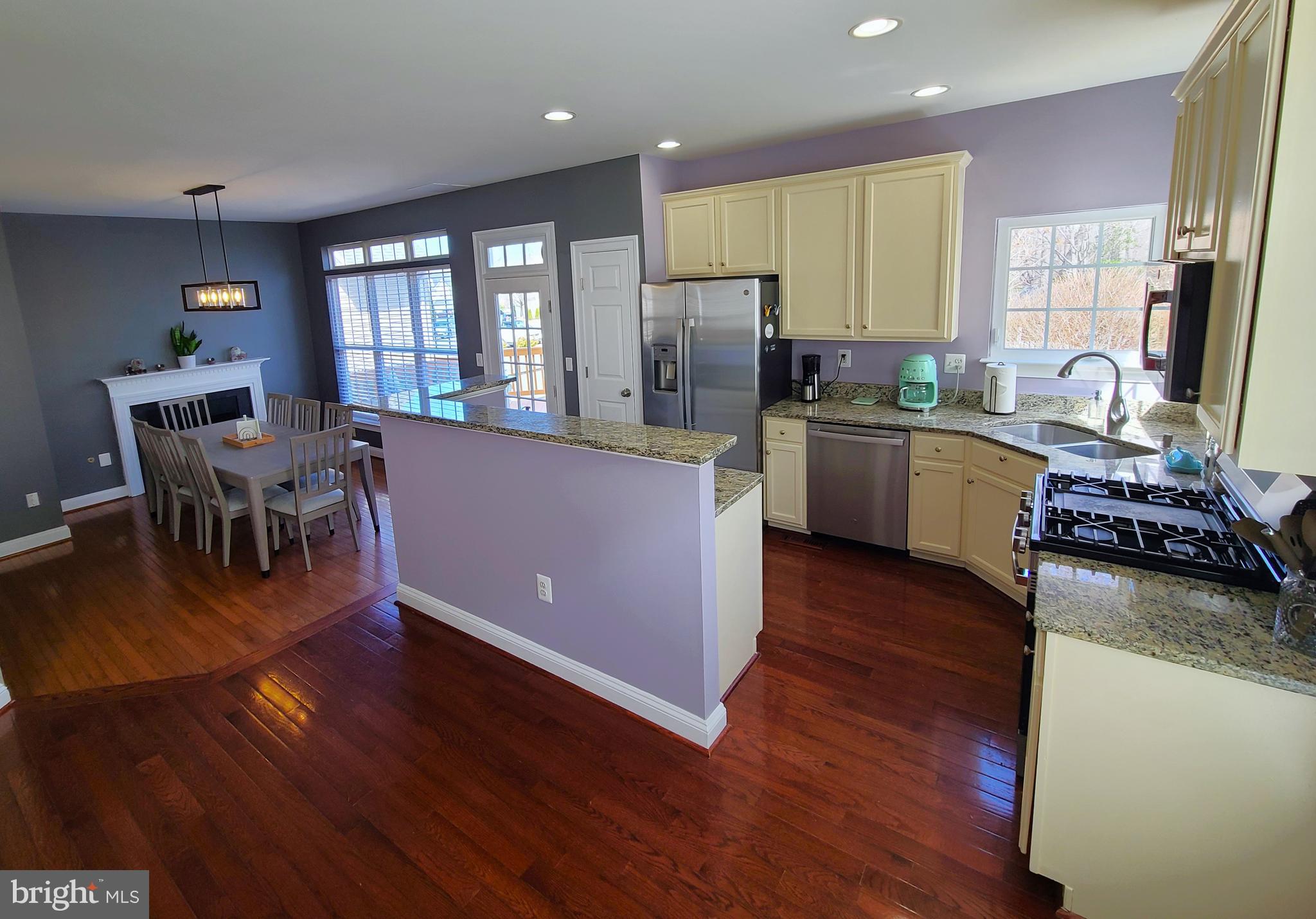 BLOOMS CROSSING SEC B PH - Residential