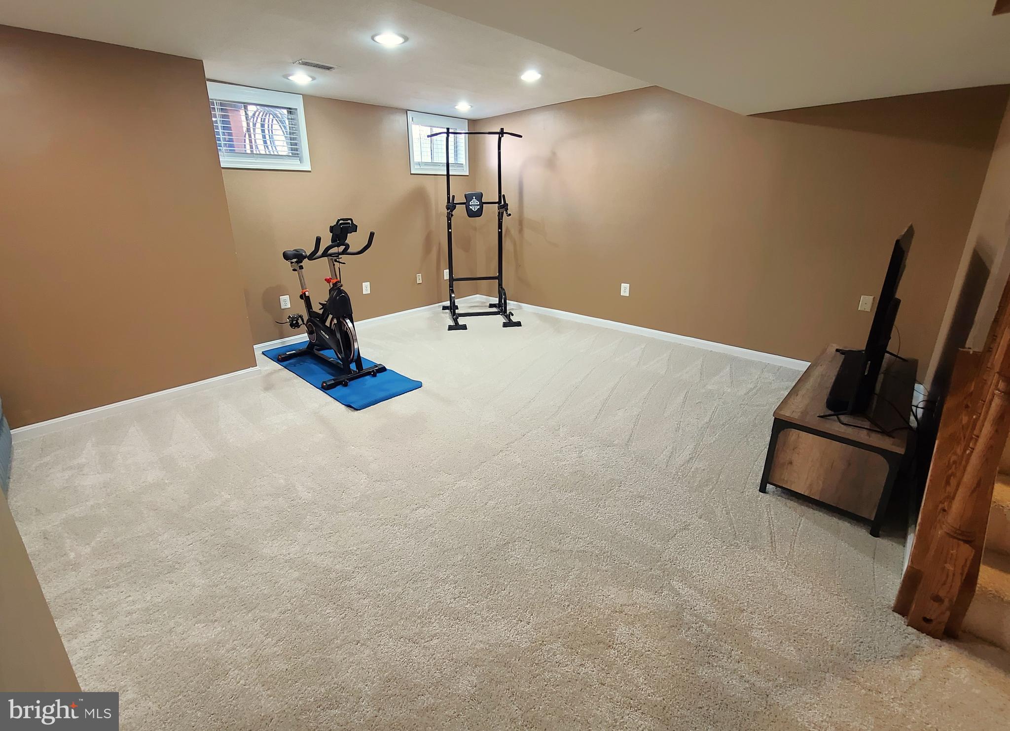 BLOOMS CROSSING SEC B PH - Residential