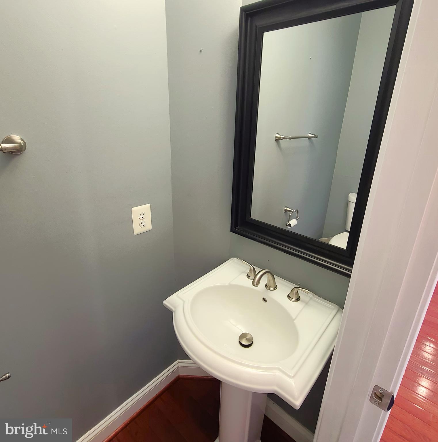 BLOOMS CROSSING SEC B PH - Residential