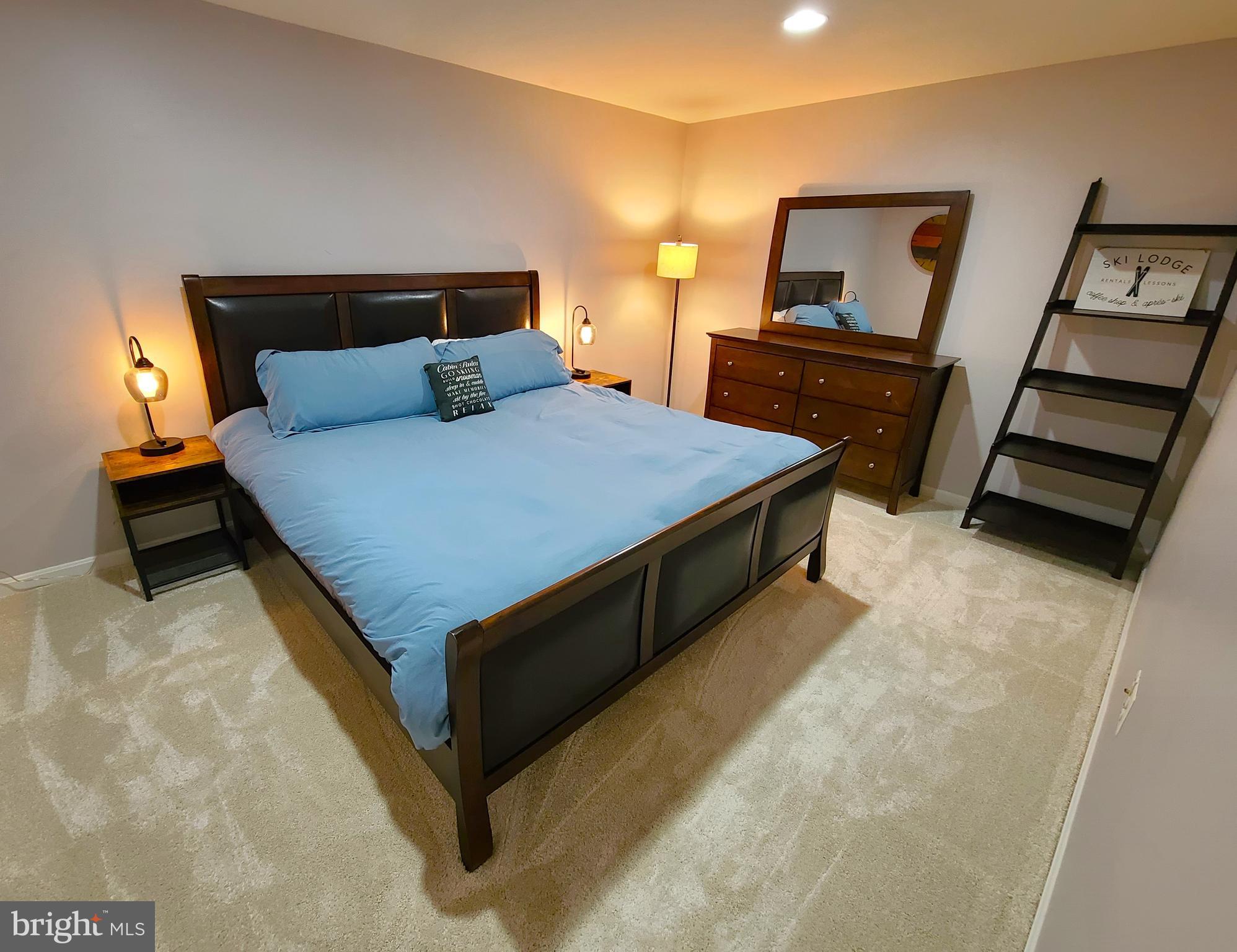 BLOOMS CROSSING SEC B PH - Residential