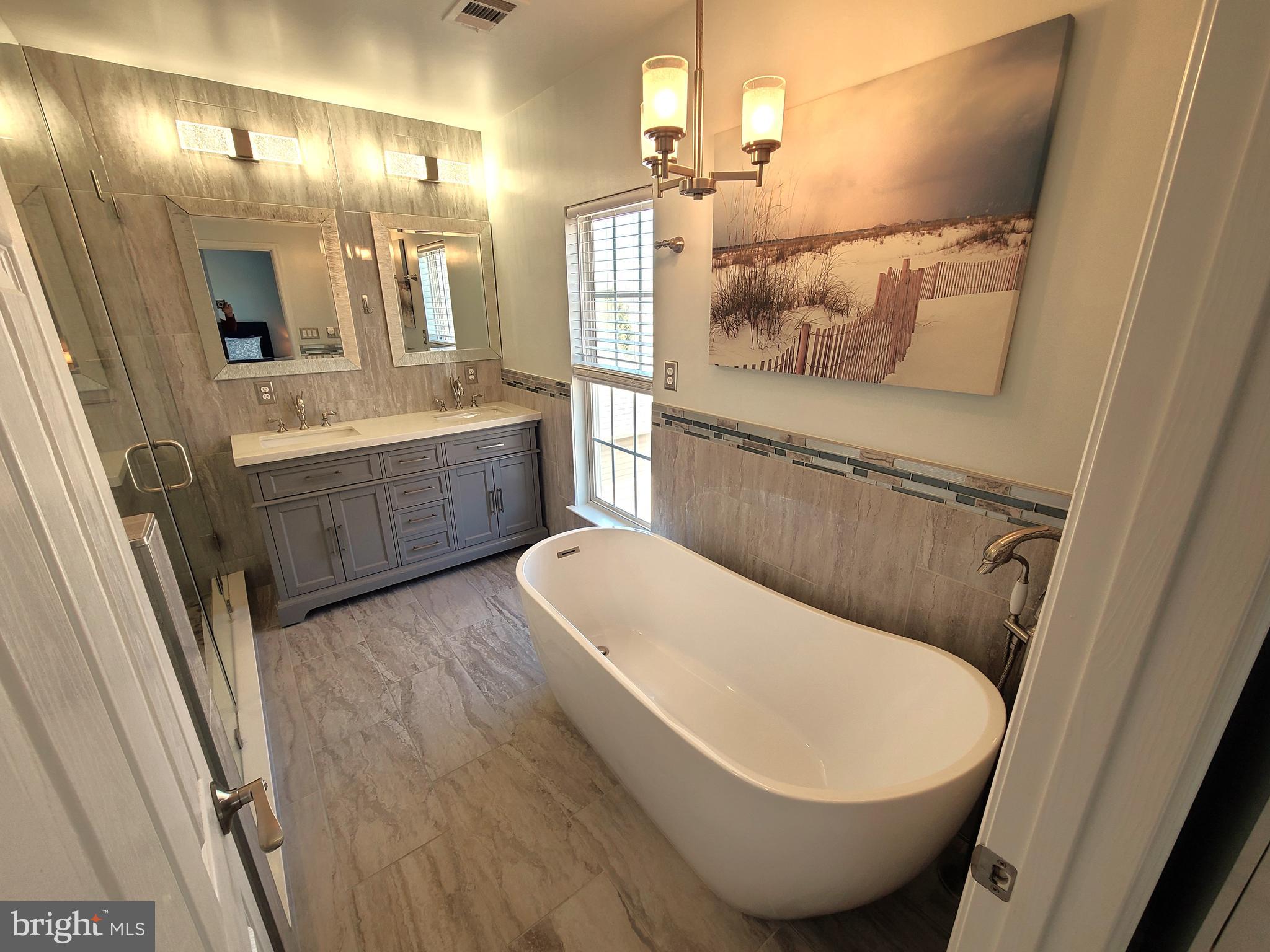 BLOOMS CROSSING SEC B PH - Residential