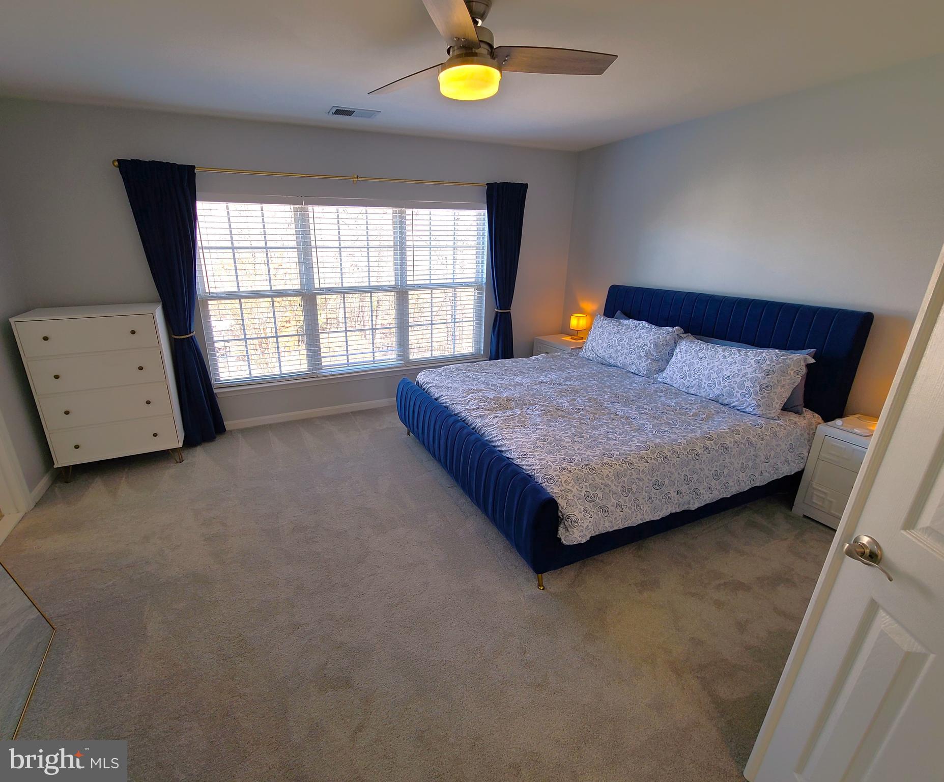 BLOOMS CROSSING SEC B PH - Residential