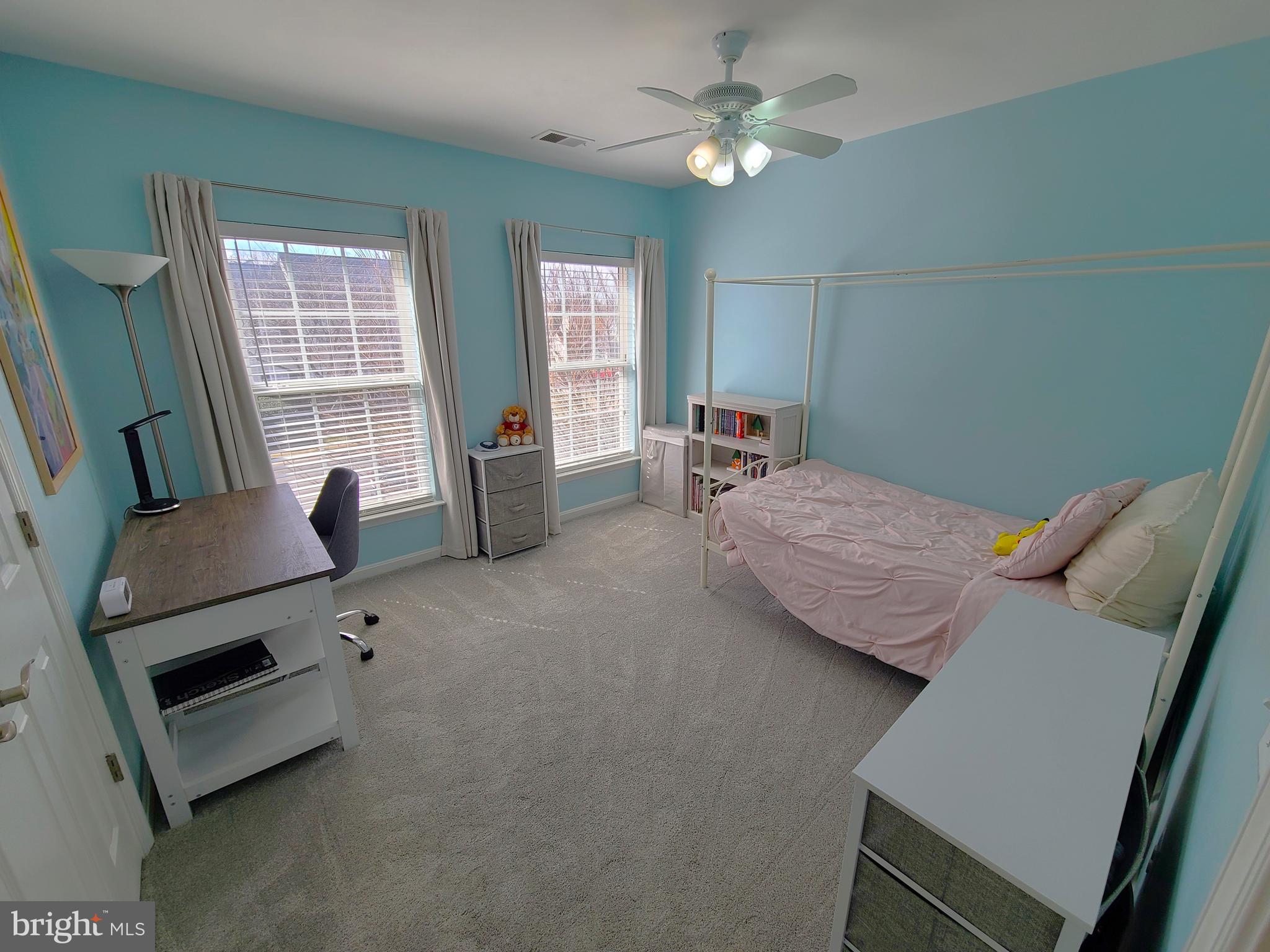 BLOOMS CROSSING SEC B PH - Residential