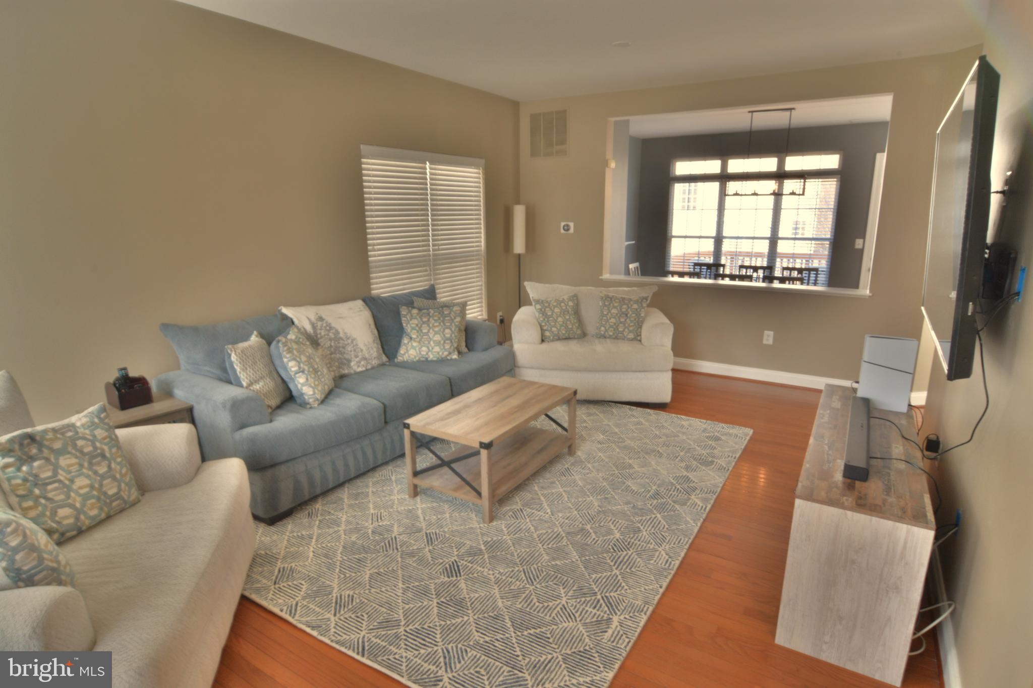 BLOOMS CROSSING SEC B PH - Residential