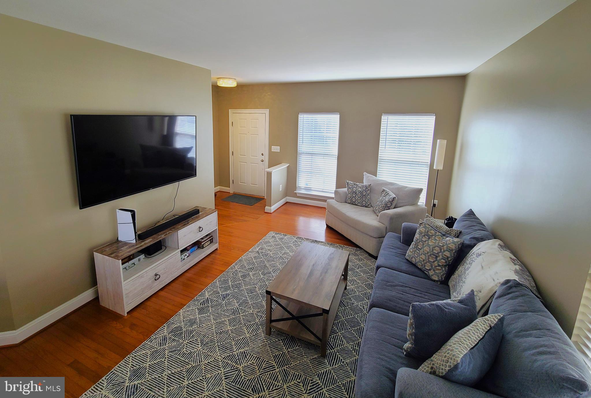 BLOOMS CROSSING SEC B PH - Residential