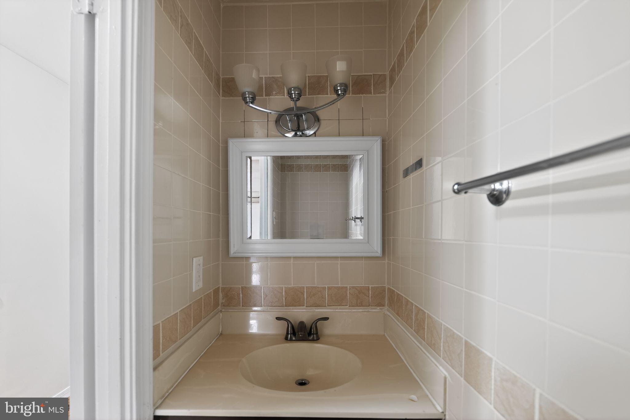 WHEATON OUT RES. (1) - Residential