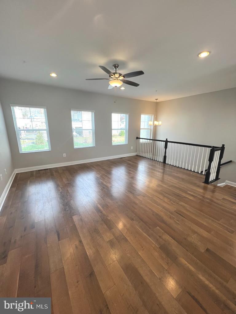 TANYARD COVE NORTH - Residential Lease