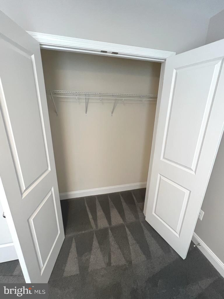 TANYARD COVE NORTH - Residential Lease