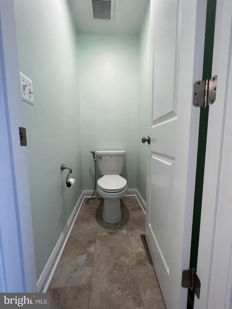 TANYARD COVE NORTH - Residential Lease