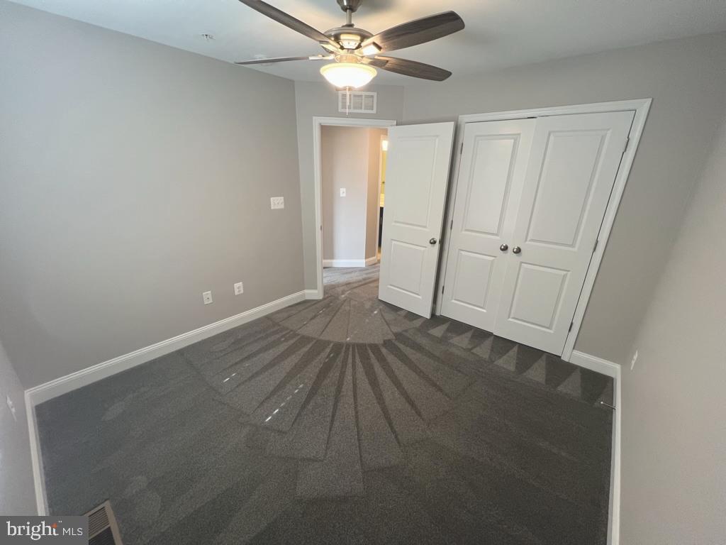 TANYARD COVE NORTH - Residential Lease