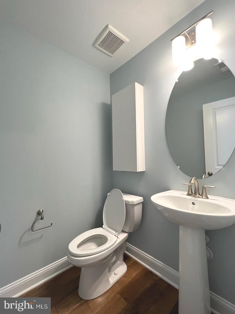 TANYARD COVE NORTH - Residential Lease