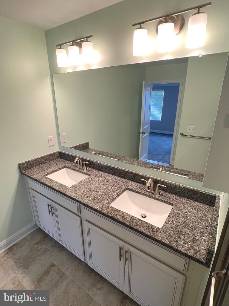 TANYARD COVE NORTH - Residential Lease