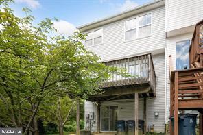 BRINKLEY TOWNS - Residential Lease