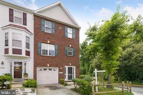 BRINKLEY TOWNS - Residential Lease