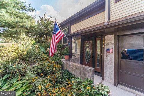 234 N 11TH STREET AKRON PA 17501