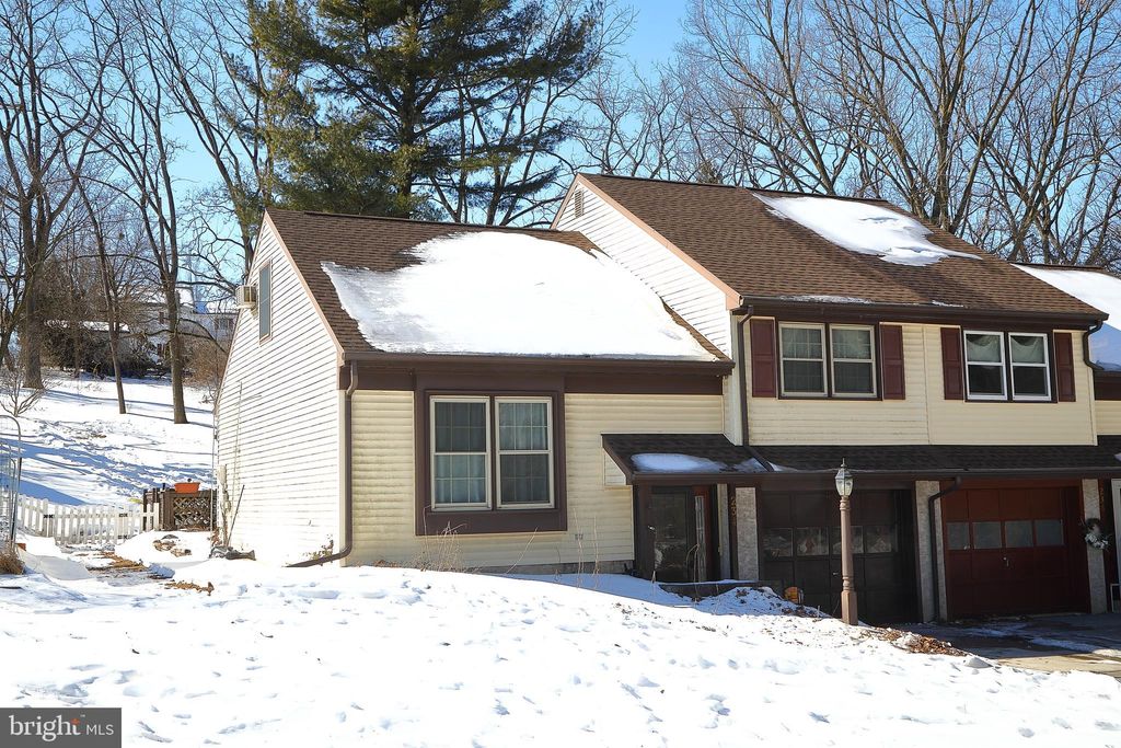 Photo of 234 N 11th Street, AKRON, PA 17501 (MLS # PALA2082816)