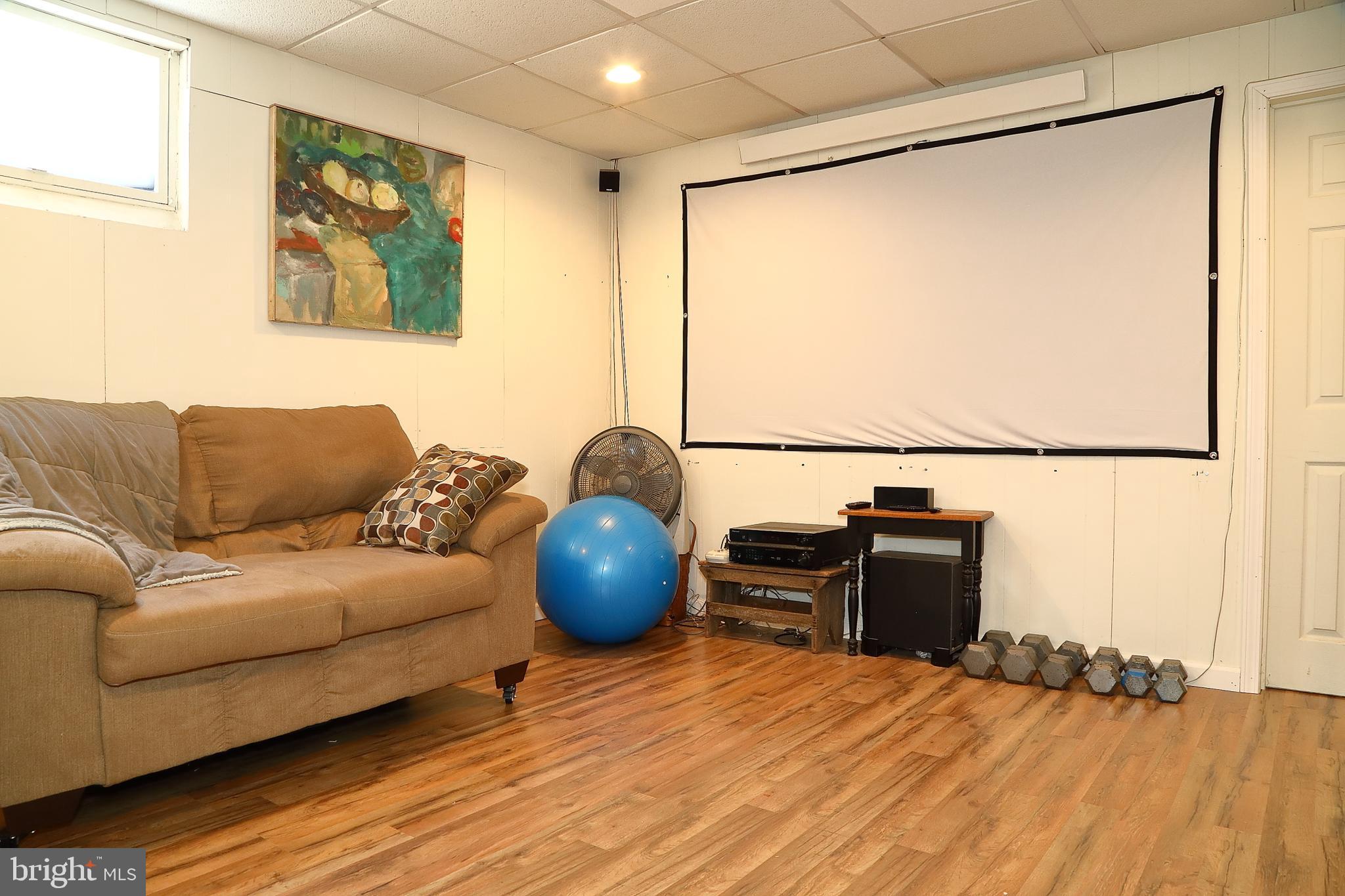 AKRON BOROUGH - Residential