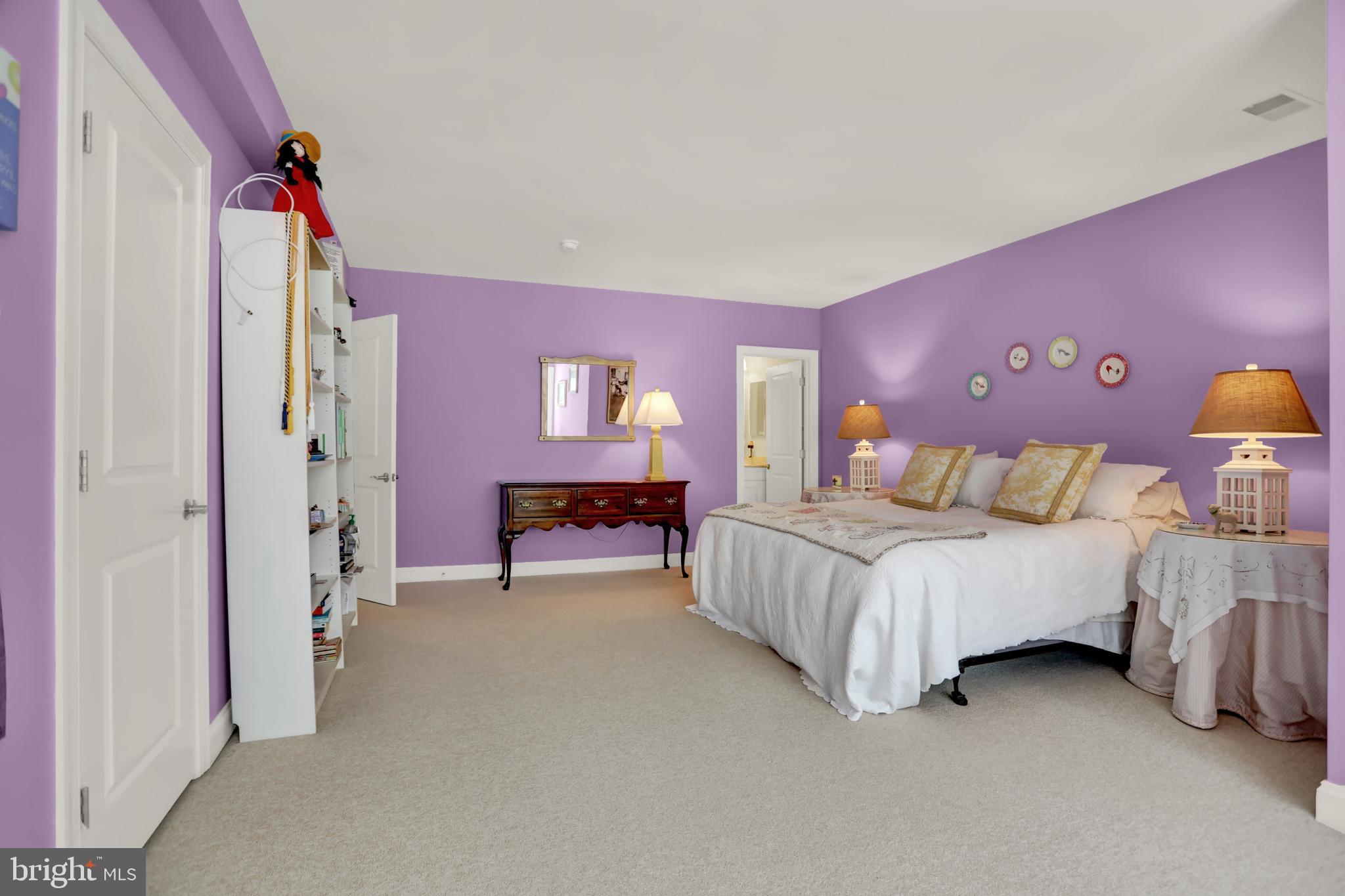 ROCKLAND RIDGE - Residential