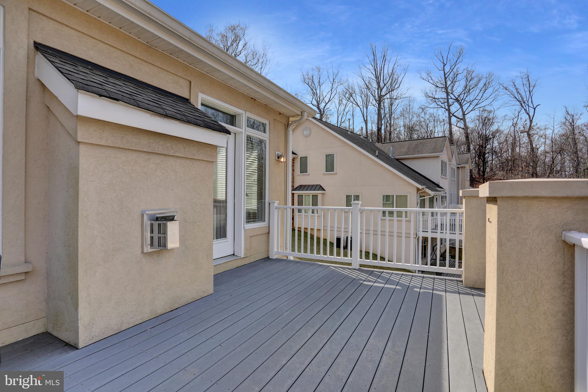ROCKLAND RIDGE - Residential
