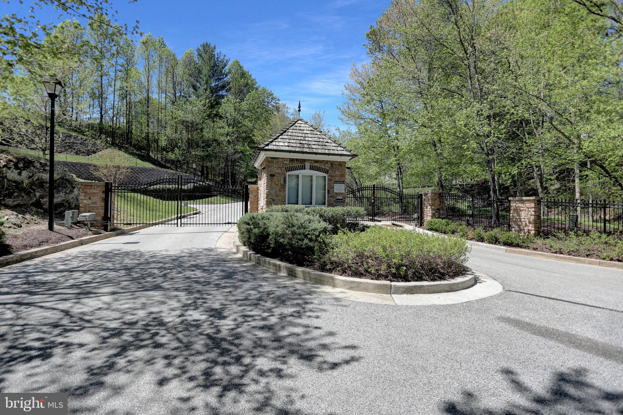 ROCKLAND RIDGE - Residential