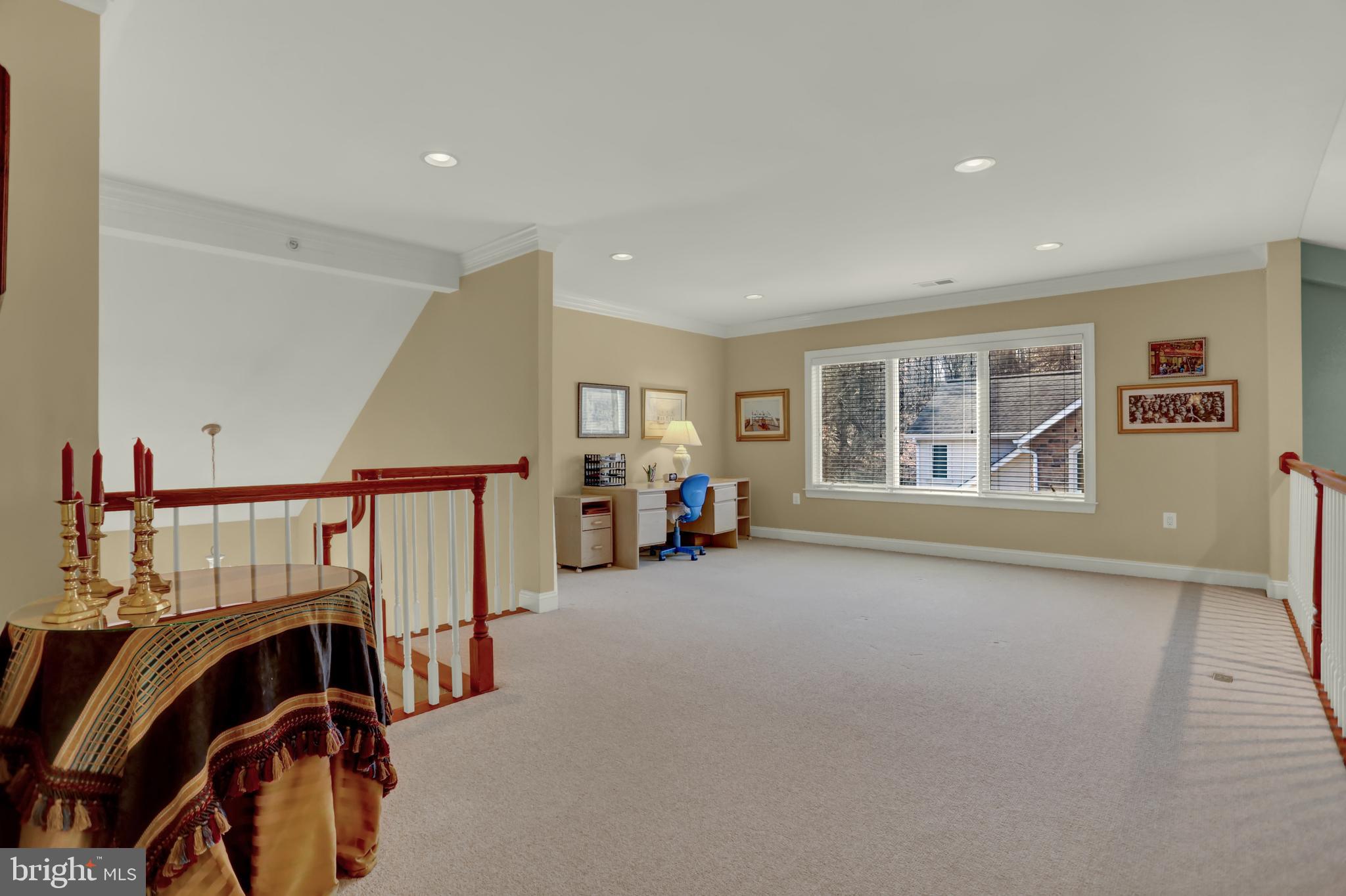 ROCKLAND RIDGE - Residential