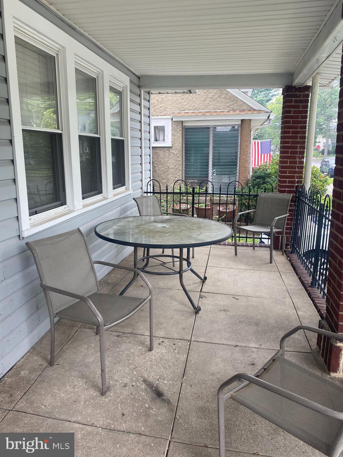 122 E WAYNE TERRACE