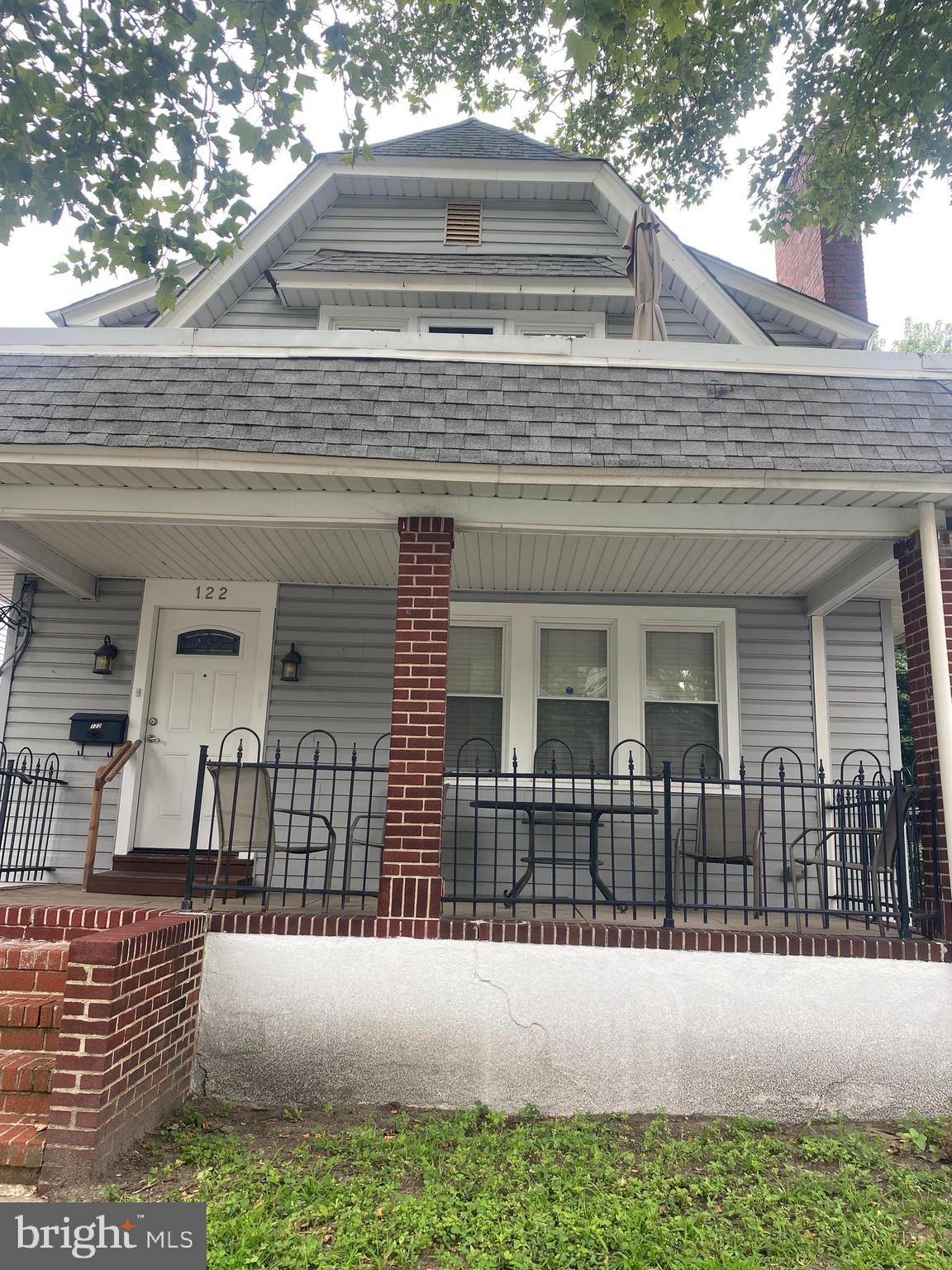 122 E WAYNE TERRACE