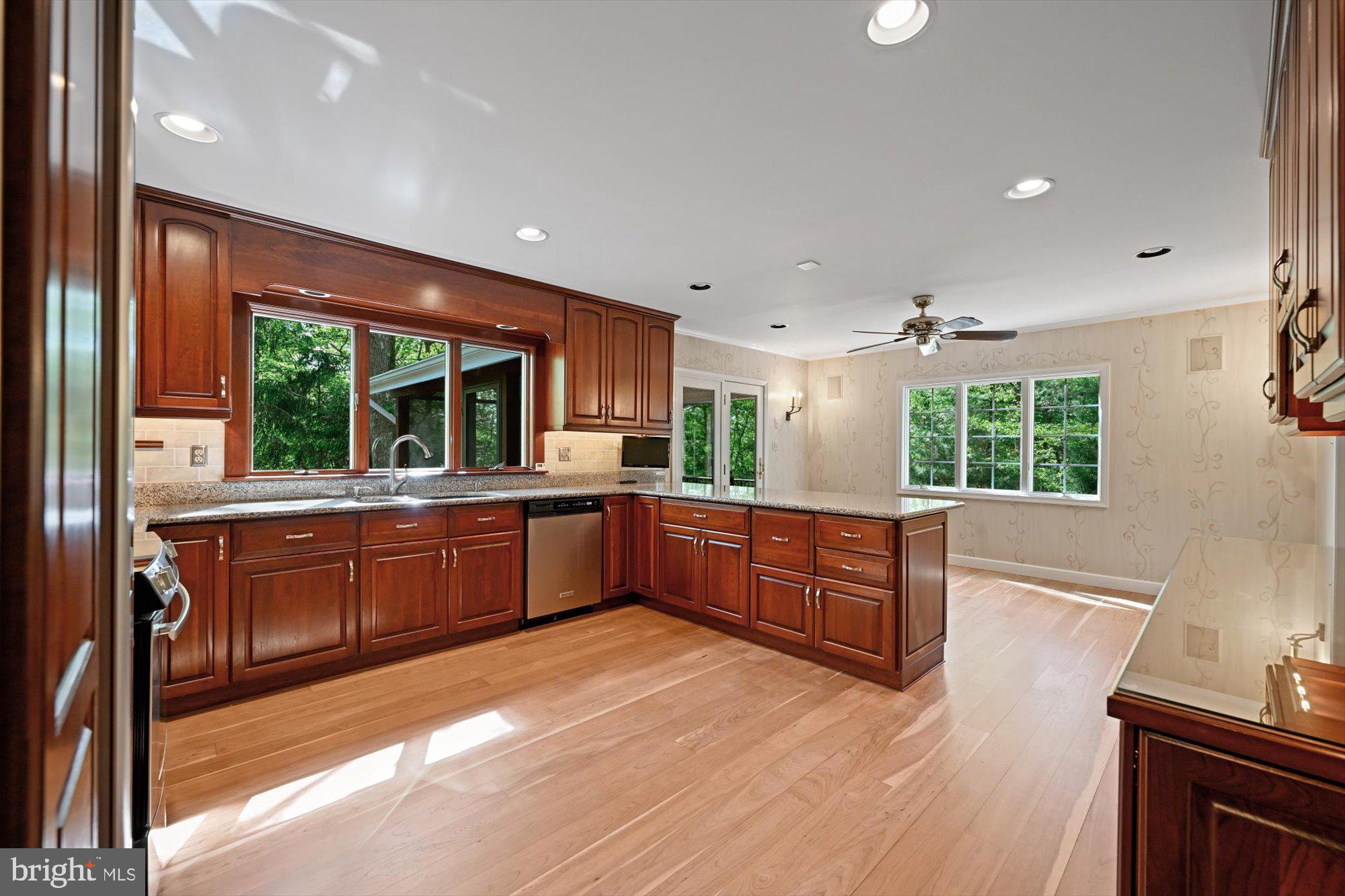 PARKTON - Residential