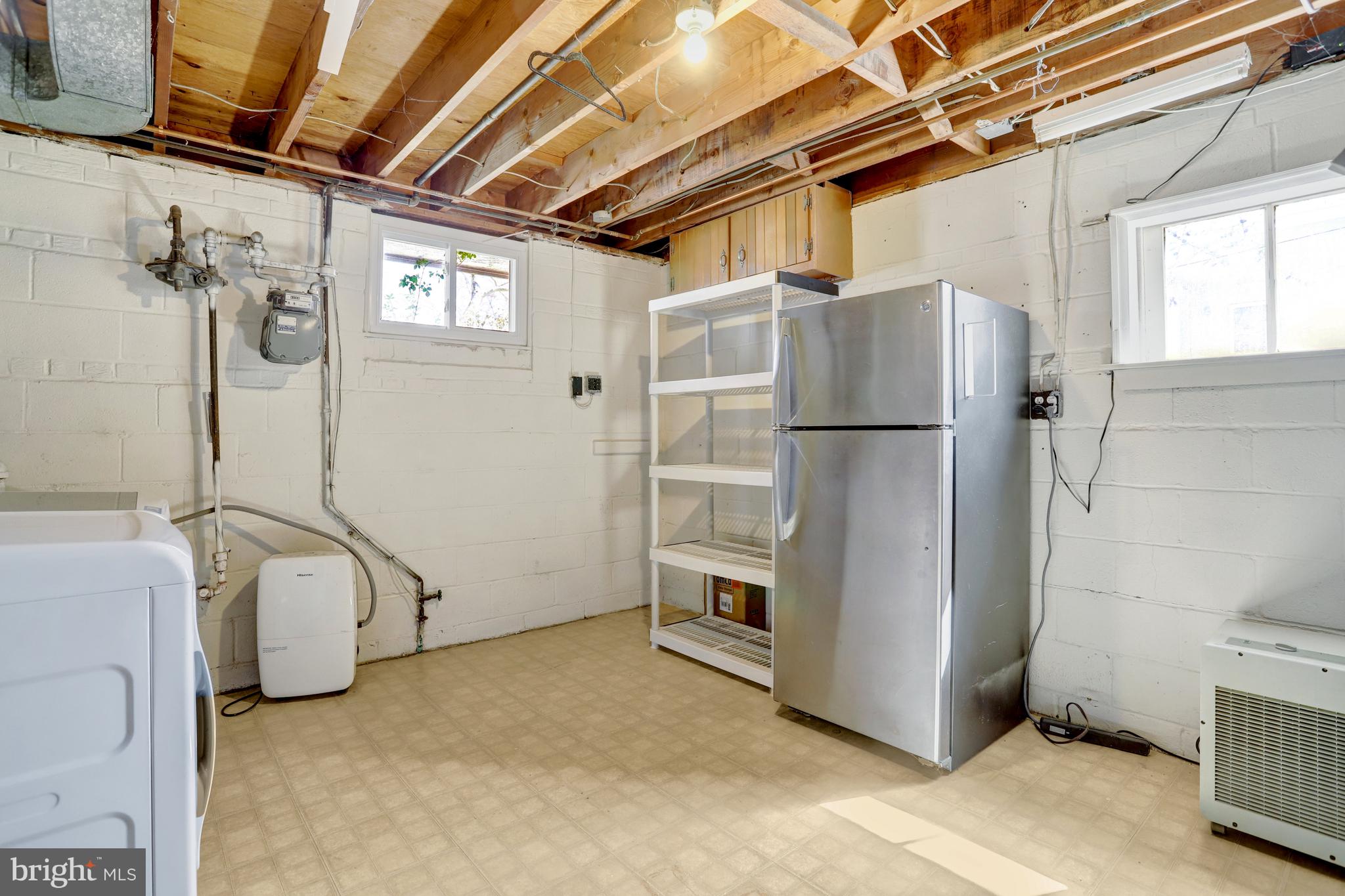 RIVERSIDE ESTATES - Residential