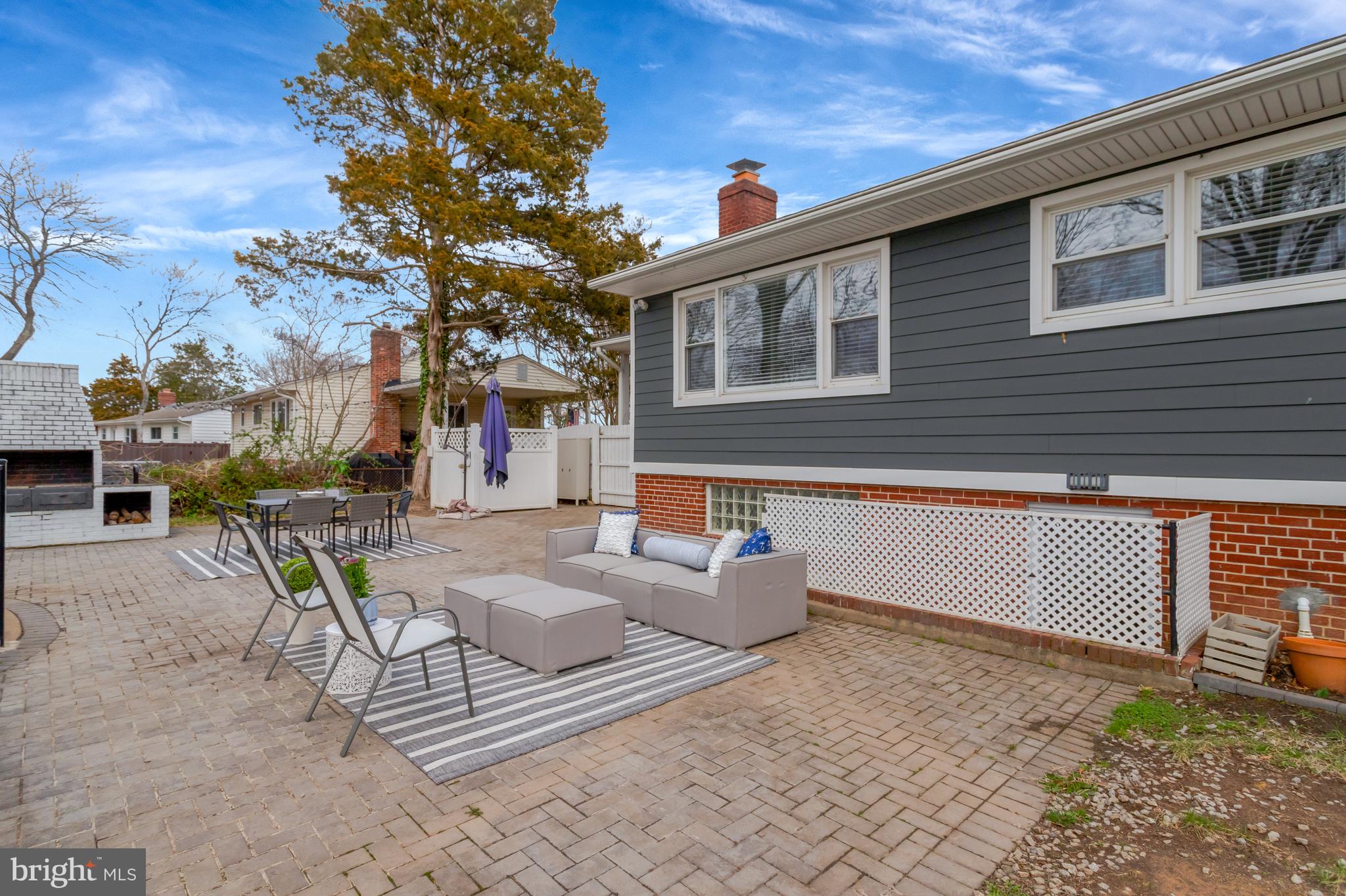 RIVERSIDE ESTATES - Residential