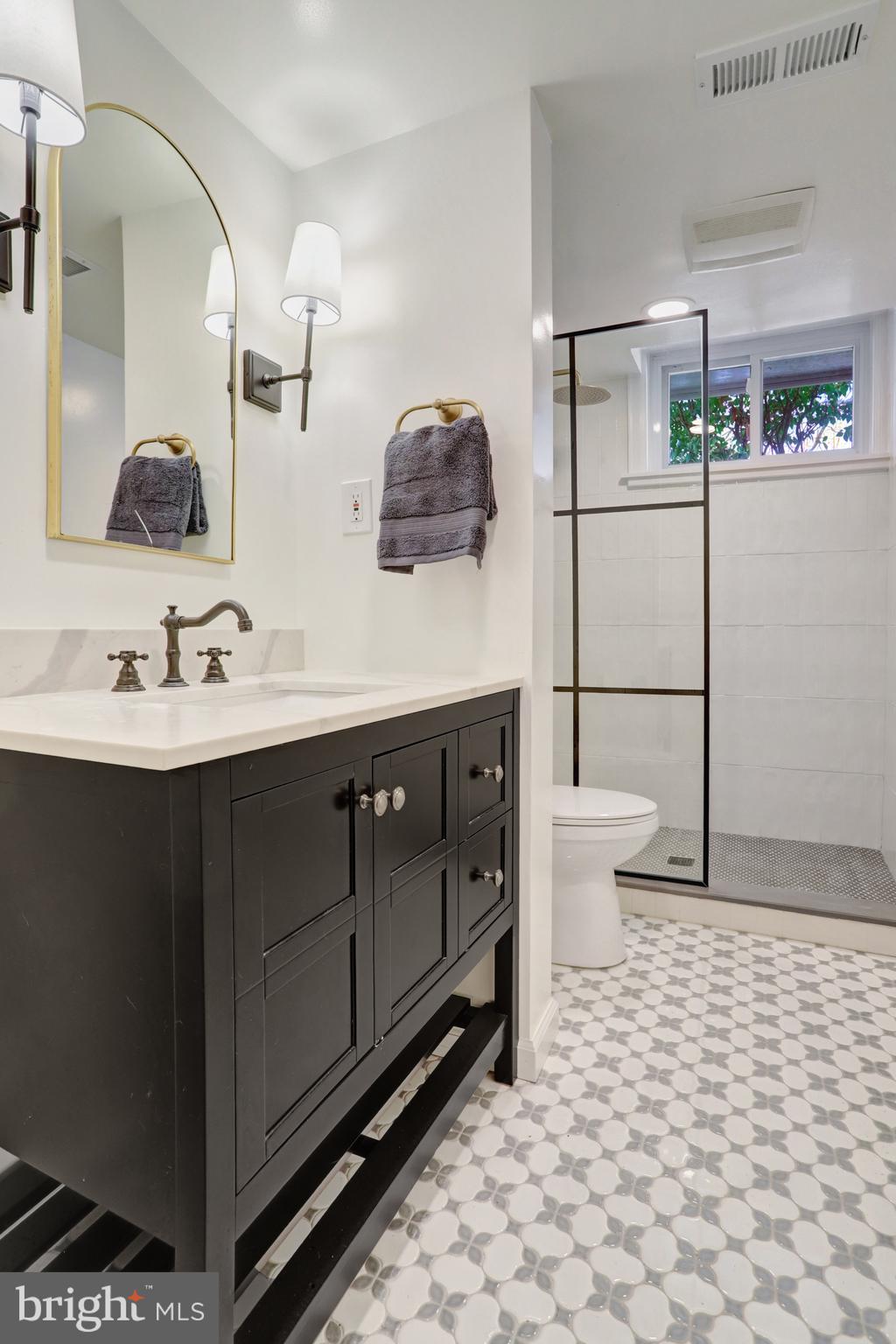 RIVERSIDE ESTATES - Residential