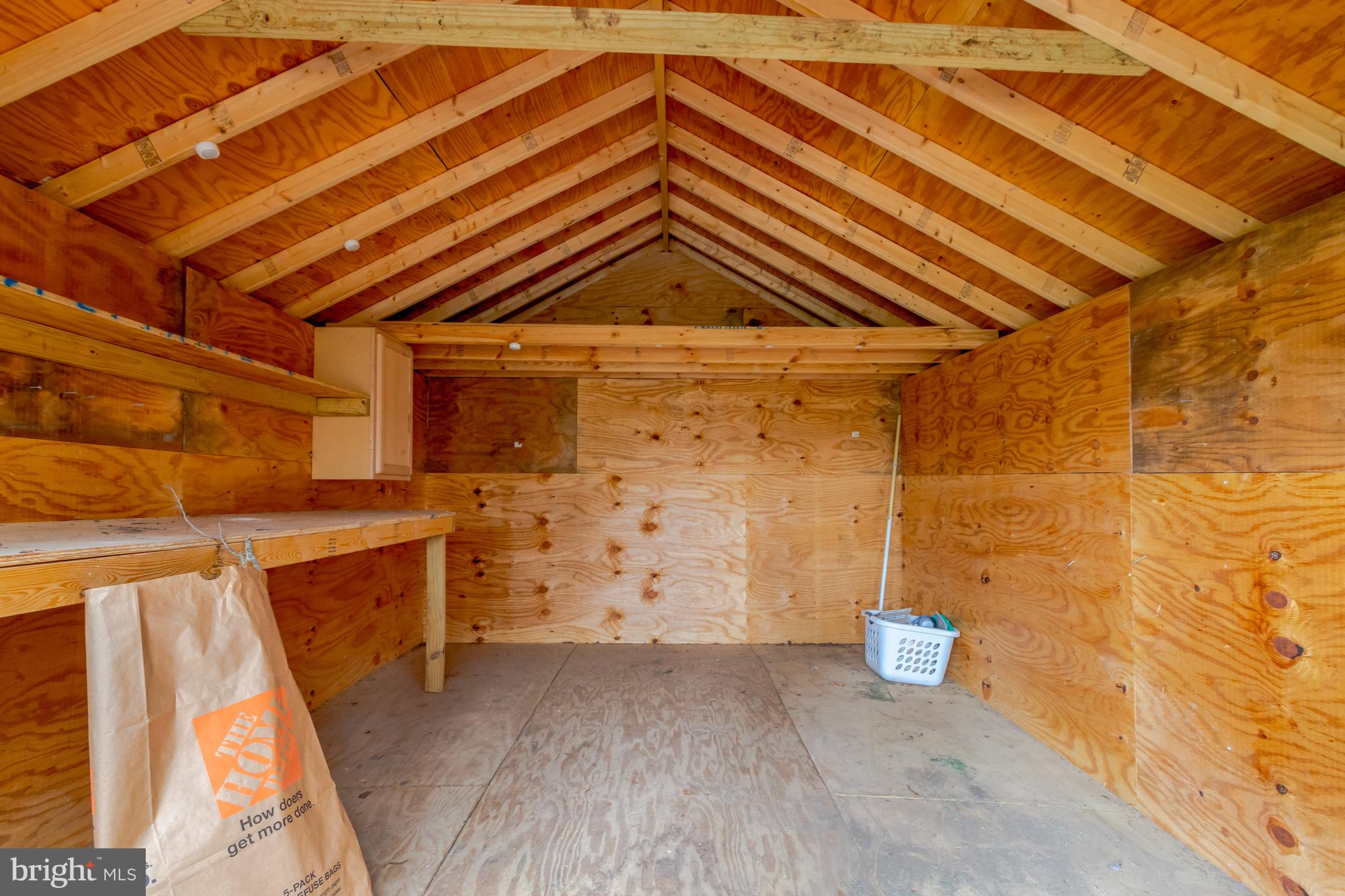 RIVERSIDE ESTATES - Residential